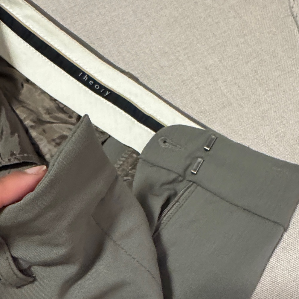 Theory Gray sage pantsuit 00 - Picture 11 of 12